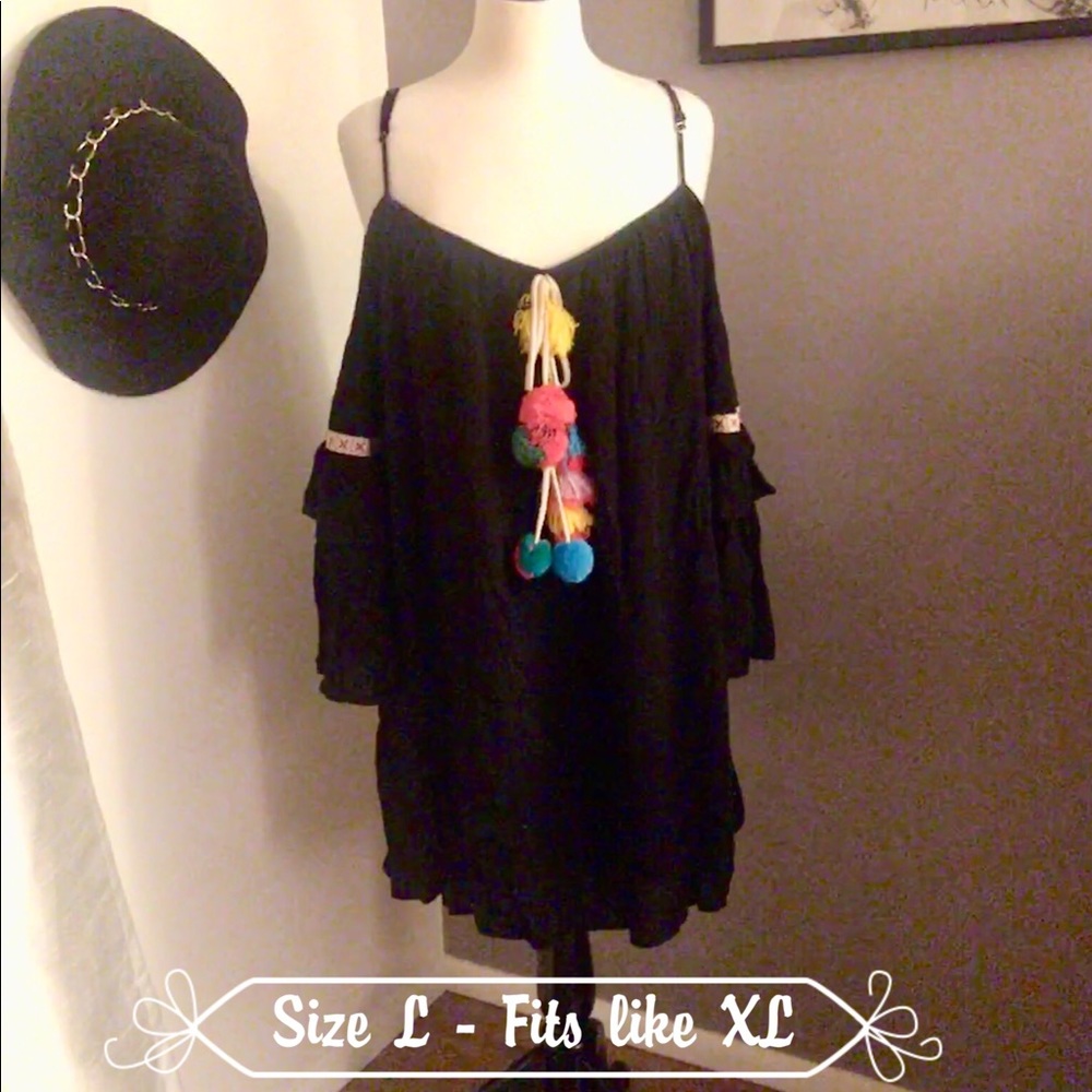 Cold shoulder summer dress with colorful tassels